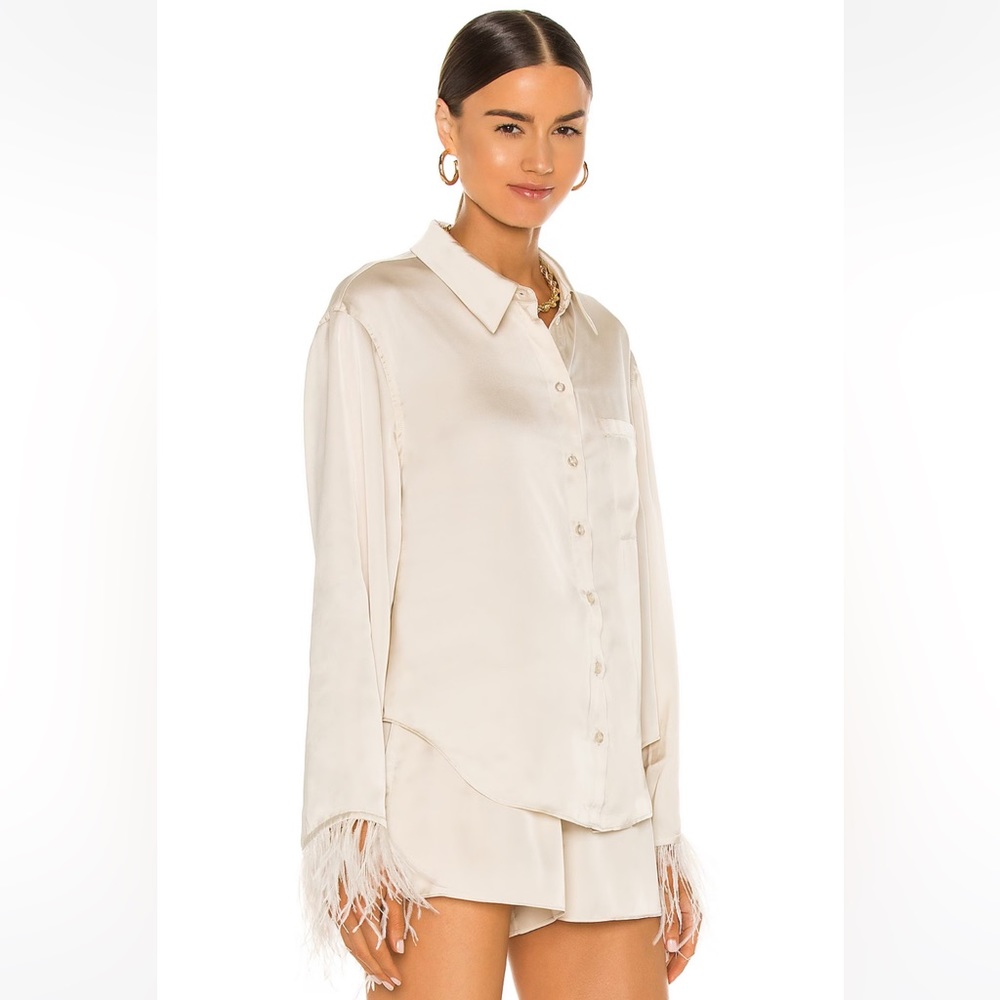 NWT The Michelle Blouse in Ivory from L'Academie at REVOLVE size small in ivory - Picture 3 of 5